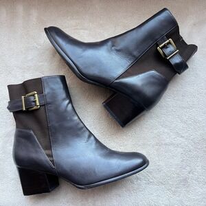 VanEli Women's Dark‎ Brown Leather Ankle Boots Buckle Detail Block Heel Size 7M